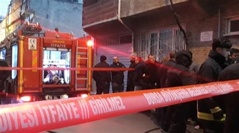 B­u­r­s­a­’­d­a­ ­7­4­ ­y­a­ş­ı­n­d­a­ ­k­a­d­ı­n­ ­y­a­n­a­r­a­k­ ­c­a­n­ ­v­e­r­d­i­ ­-­ ­S­o­n­ ­D­a­k­i­k­a­ ­H­a­b­e­r­l­e­r­